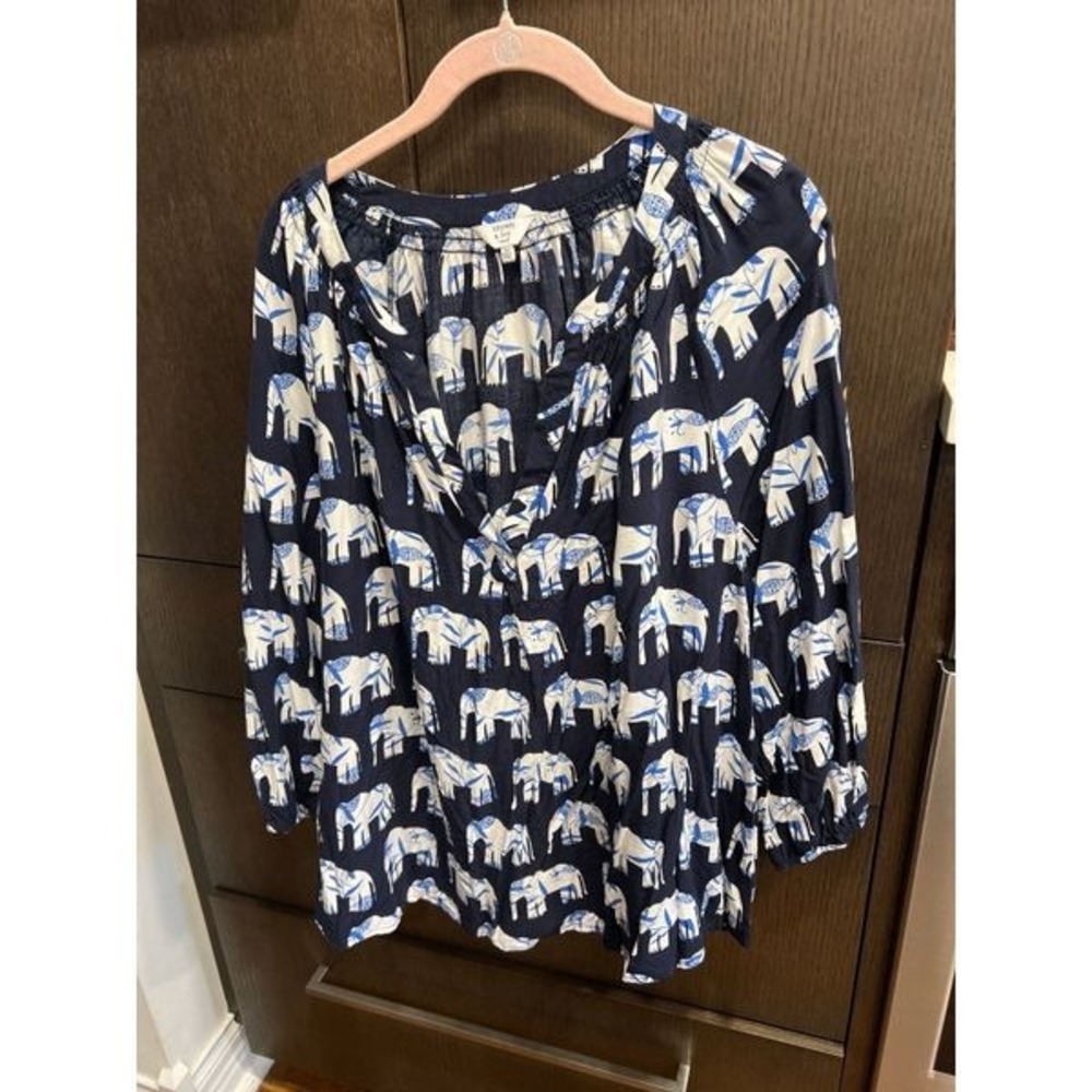 Crown & Ivy elephant blouse 3XL